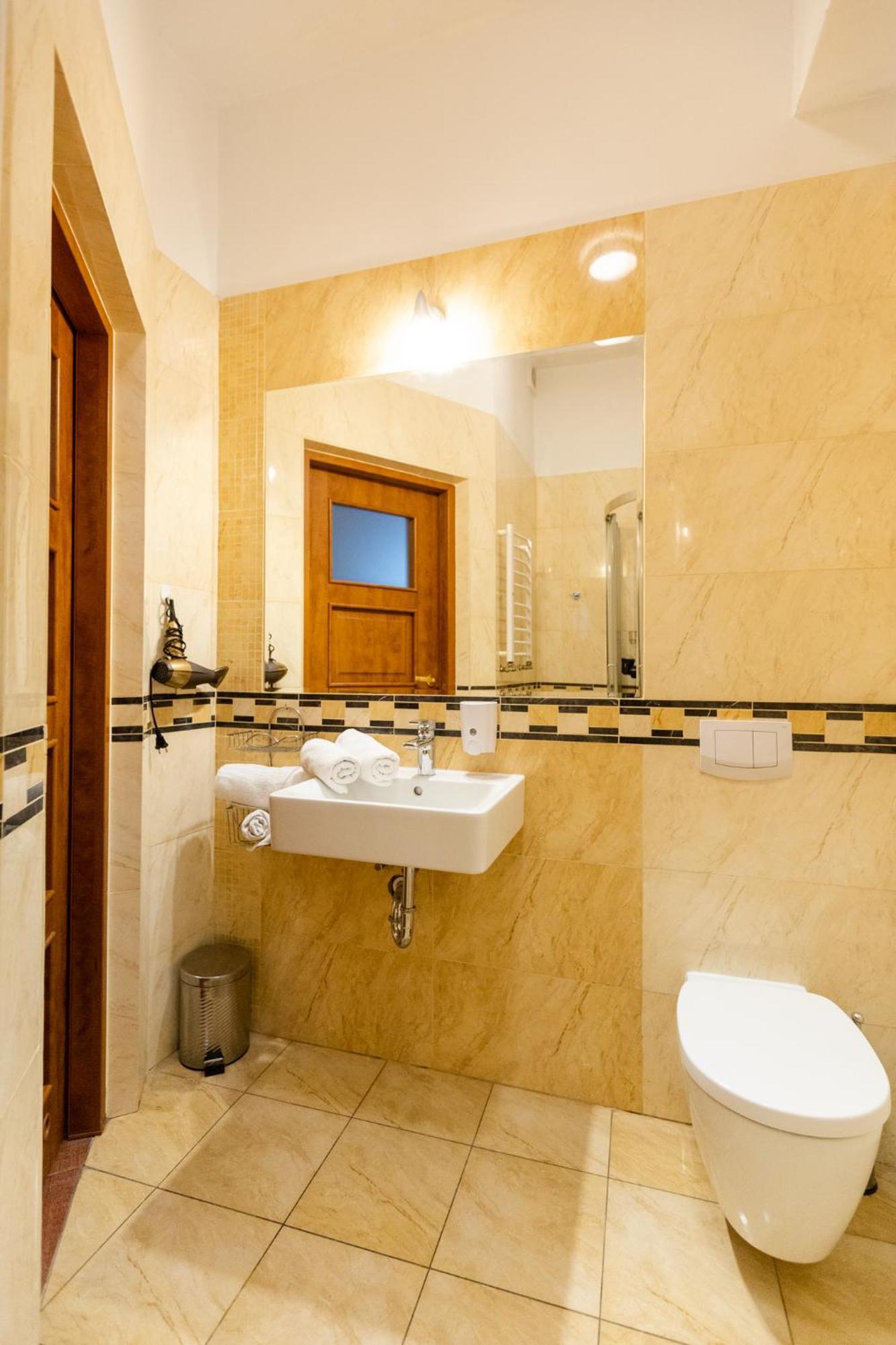 Od Kuchni - Apartamenty Lublin Kültér fotó